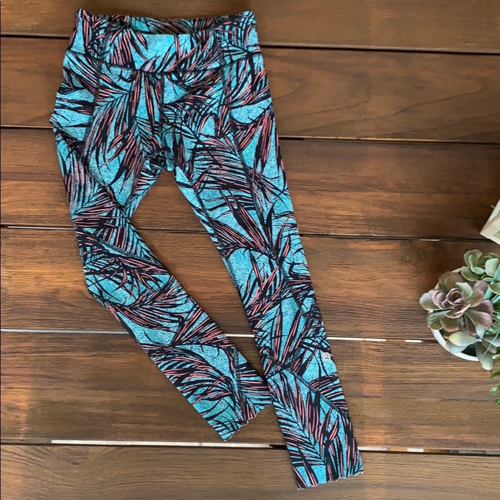 Lululemon Tight Stuff Tight Leggings, size 6